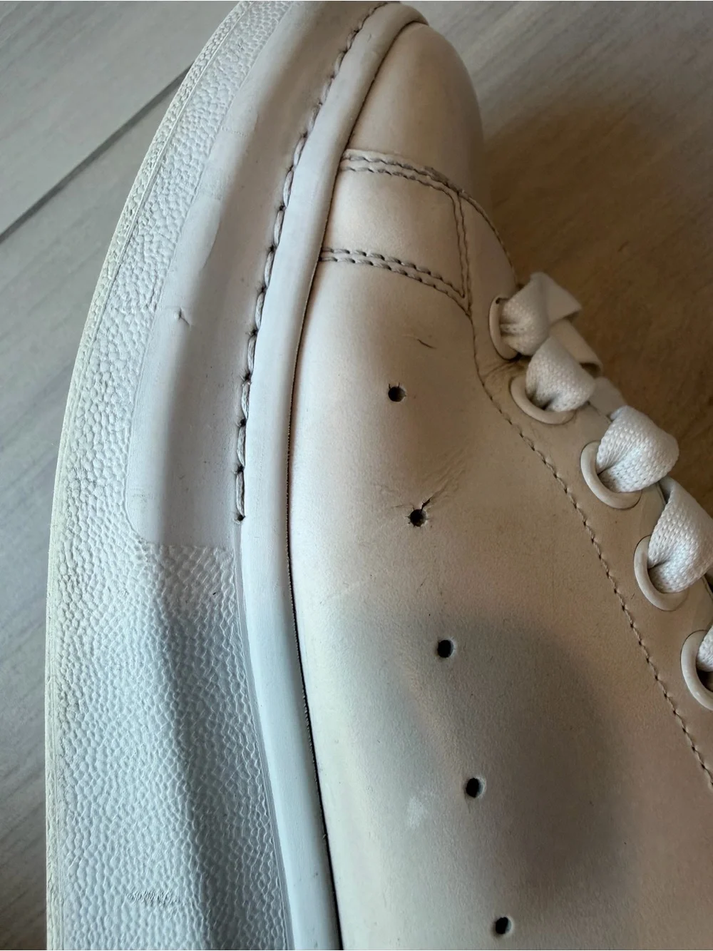Alexander McQueen classic alexander
